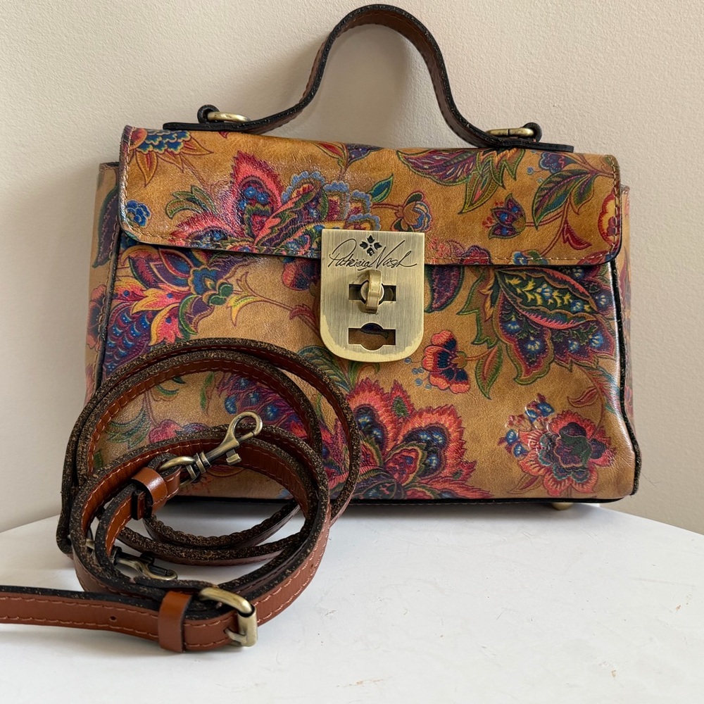Patricia Nash Carisbrooke French tapestry crossbody Purse-Satchel